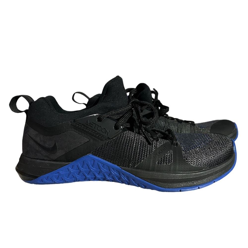 Nike Black and Blue Athletic Shoes